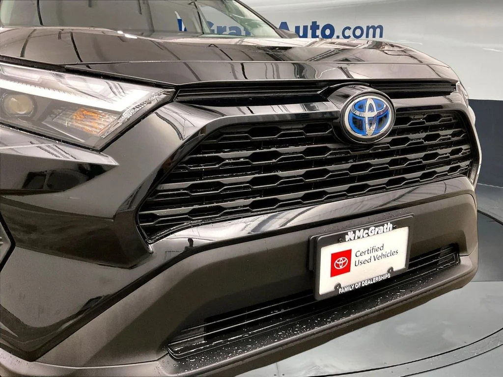 Certified Used 2024 Black Toyota LE image 32