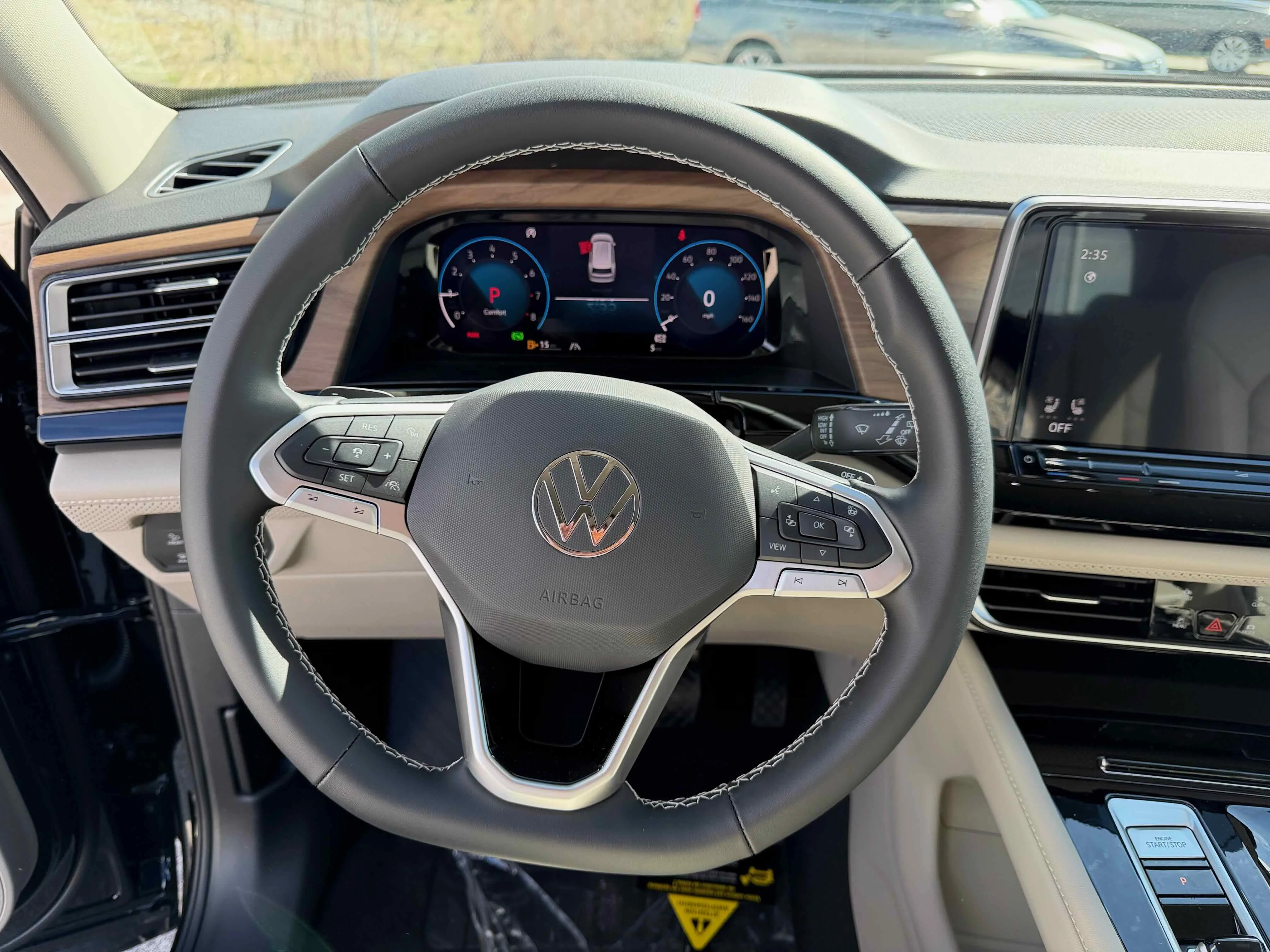 New 2026 Deep Black Volkswagen 2.0T SE w/Technology image 17