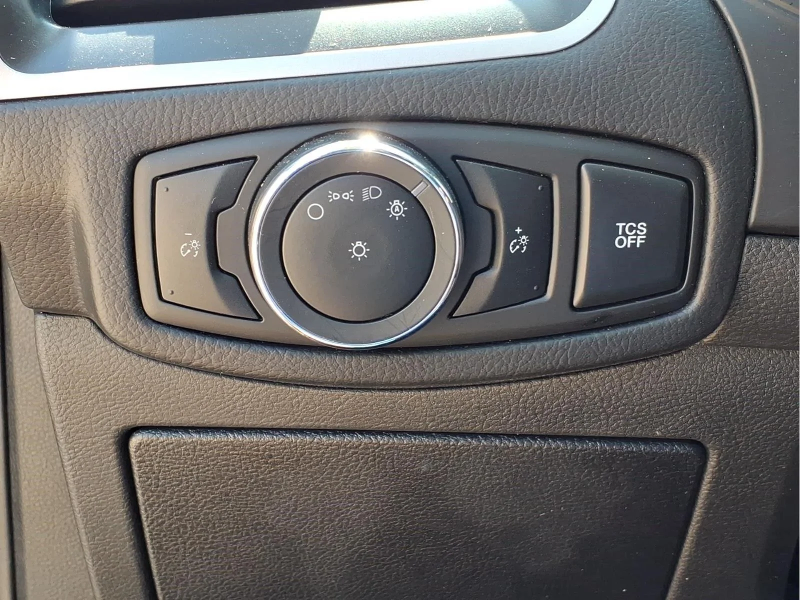 Used 2024 Agate Black Ford SEL image 19