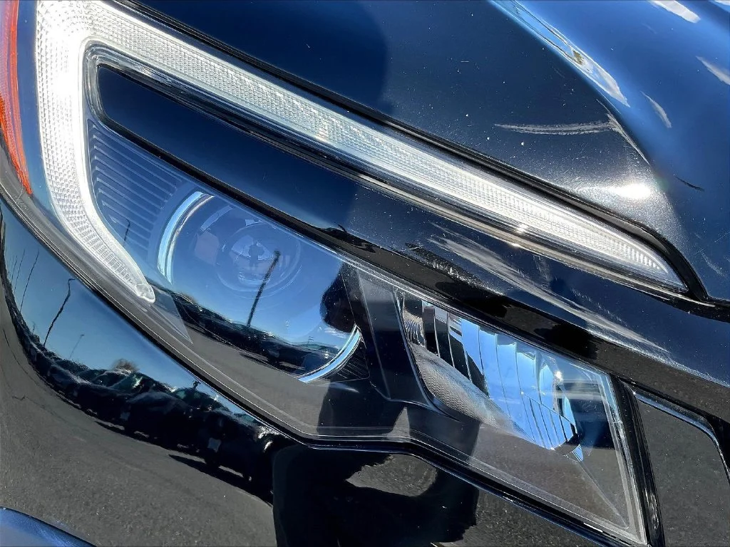 Used 2022 Crystal Black Pearl Honda Special Edition image 34