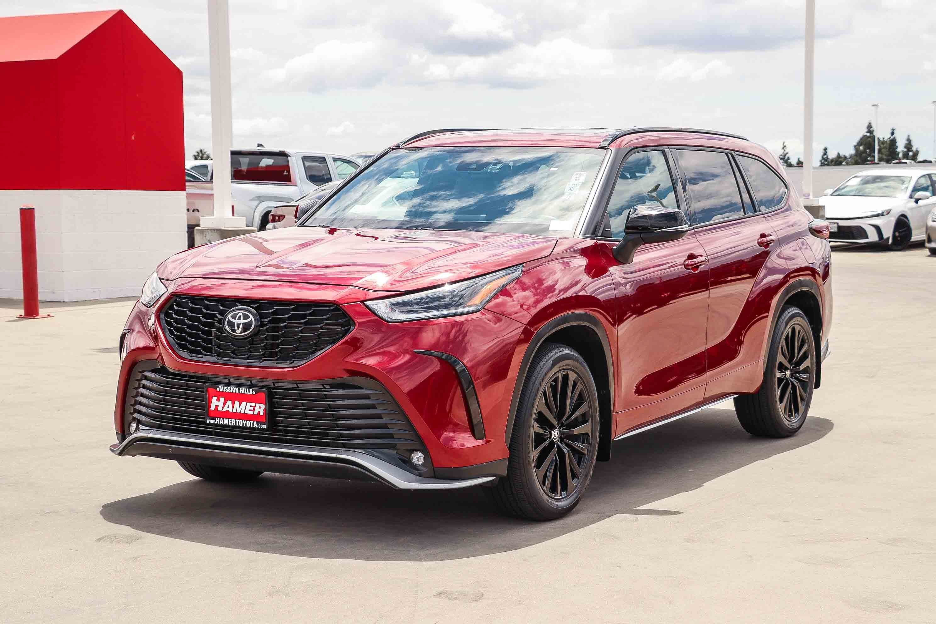 Used 2024 Ruby Flare Pearl Toyota XSE image 3