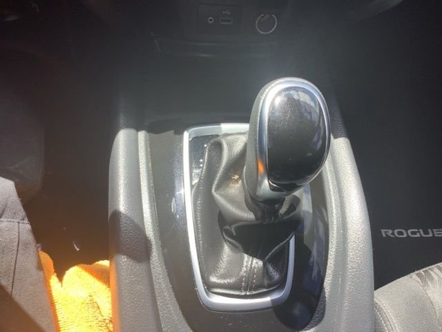 2020 Nissan Rogue SV - Photo 29