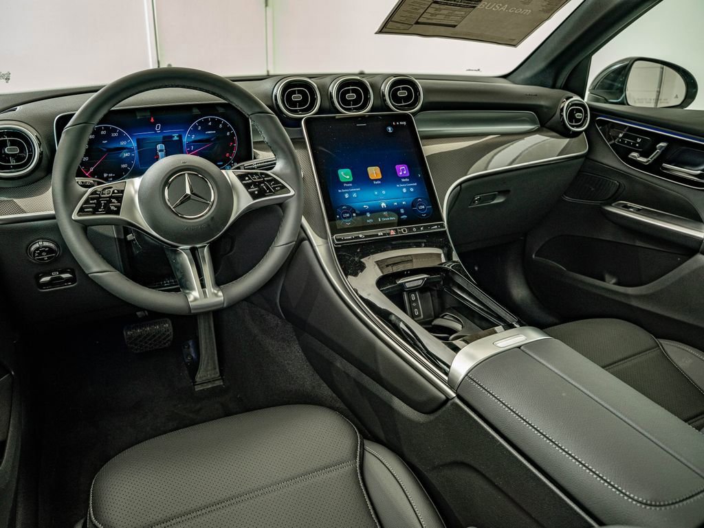 New 2026 Graphite Gray Metallic Mercedes-Benz GLC 300 image 28