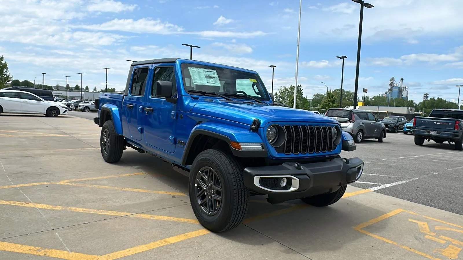 New 2026 Hydro Blue Pearlcoat Jeep Sport S image 6