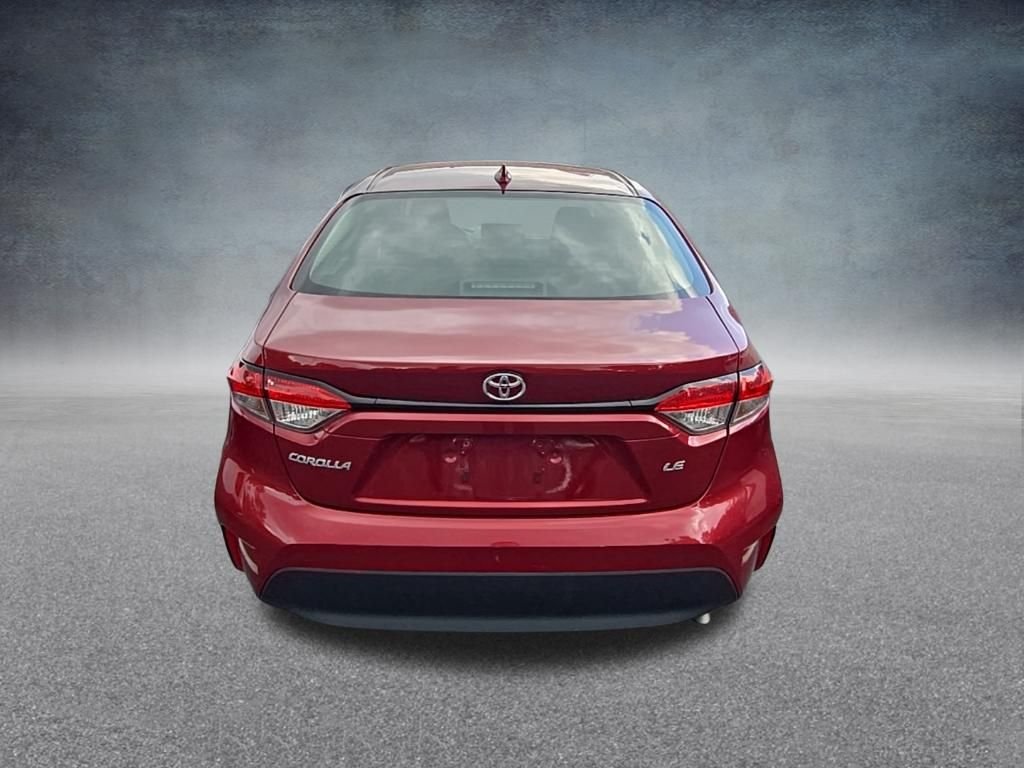 Used 2025 Pearl Toyota LE image 5