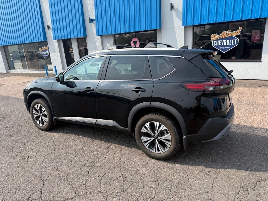 2021 Nissan Rogue SV - Photo 16