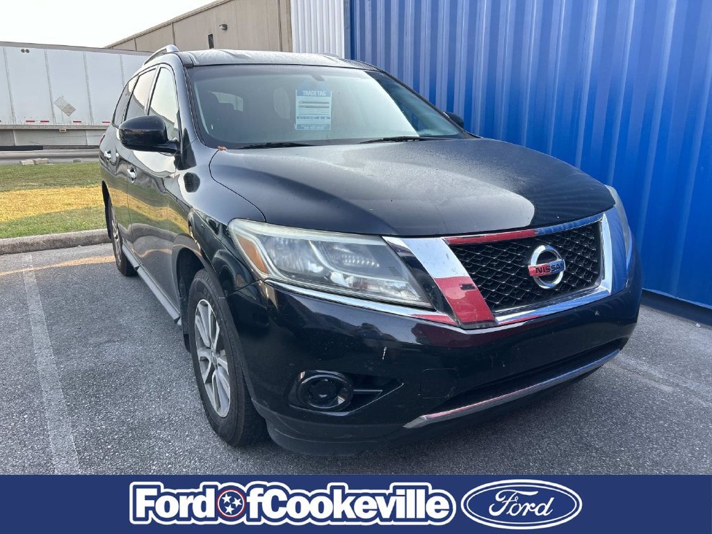 Used 2014 Super Black Nissan SV image 1