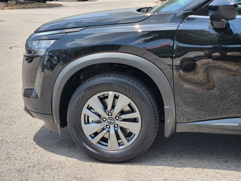 New 2026 Super Black Nissan SV image 9