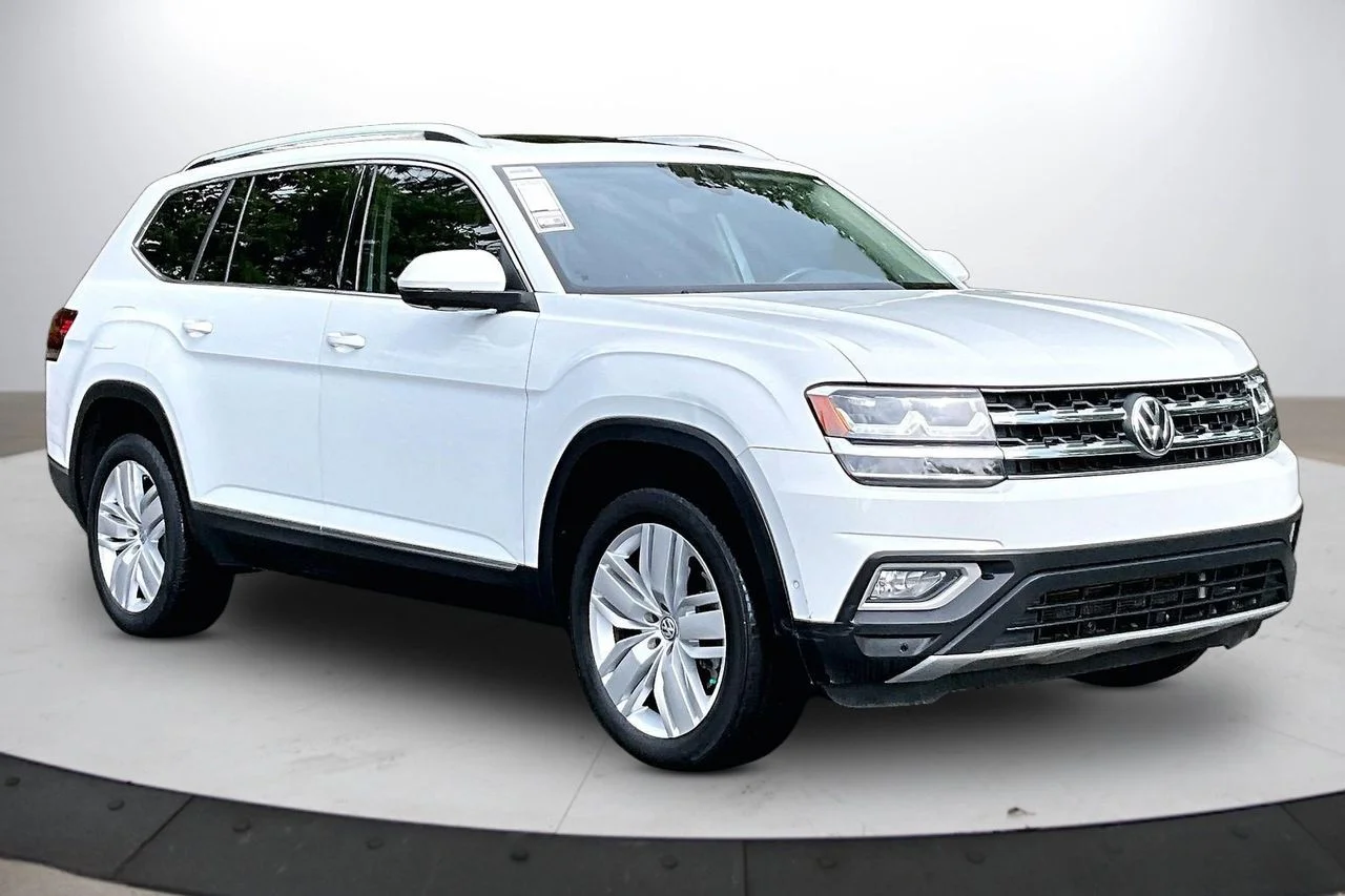 Certified Used 2019 White Volkswagen SEL Premium image 2