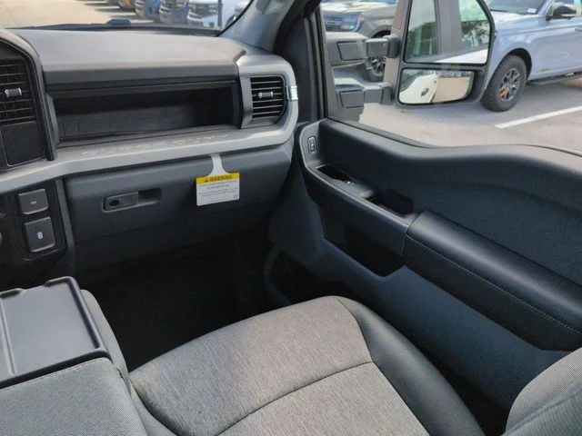 New 2026 Oxford White Ford F-250® XL image 17