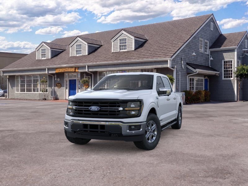 New 2025 Space White Metallic Ford XLT image 2