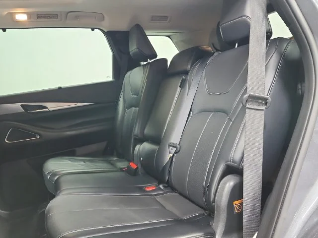 Used 2023 Gray INFINITI LUXE image 38