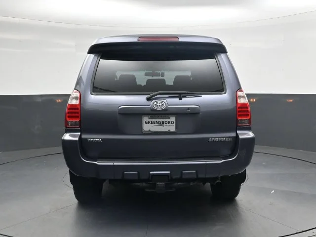Used 2006 Galactic Gray Mica Toyota SR5 Sport image 6