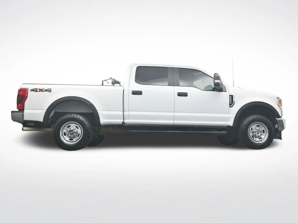 Used 2022 White Ford XL image 42
