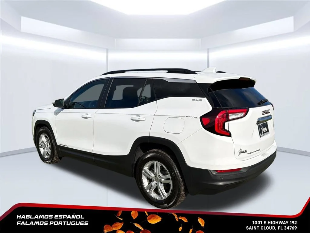 Certified Used 2024 Summit White GMC SLE image 3