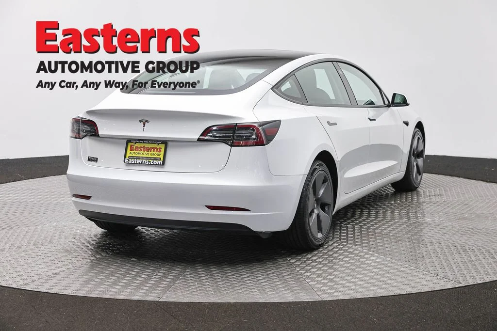 Used 2023 White Tesla Base image 5