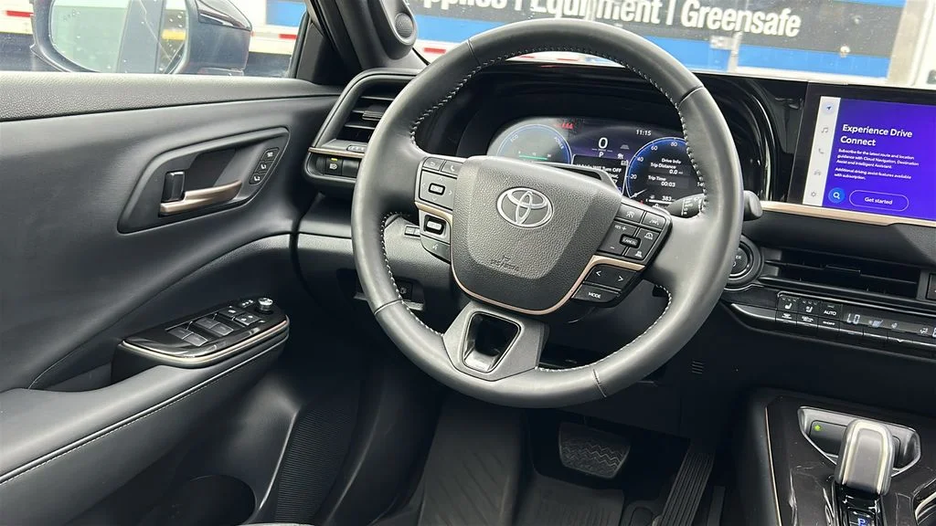 Used 2025 Red Toyota Platinum image 24