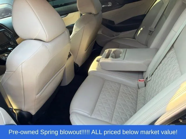Used 2016 Blue Nissan Platinum image 15
