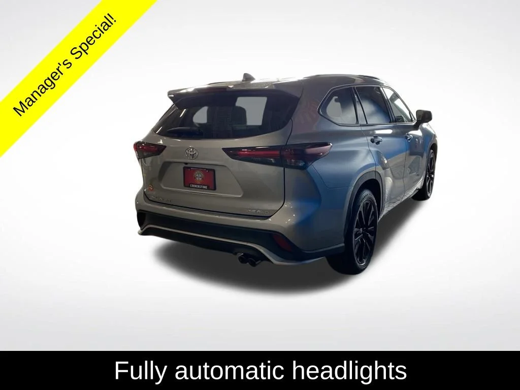 Used 2025 Silver Toyota XSE image 17