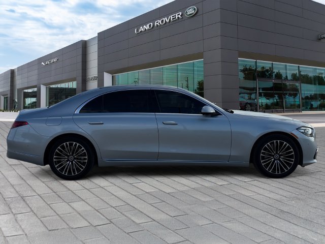 Used 2024  Mercedes-Benz S 580 image 6