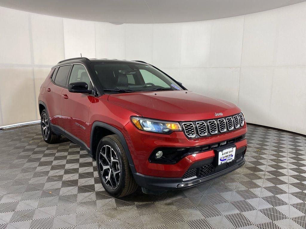 Used 2025 Red Hot Pearlcoat Jeep Limited image 16