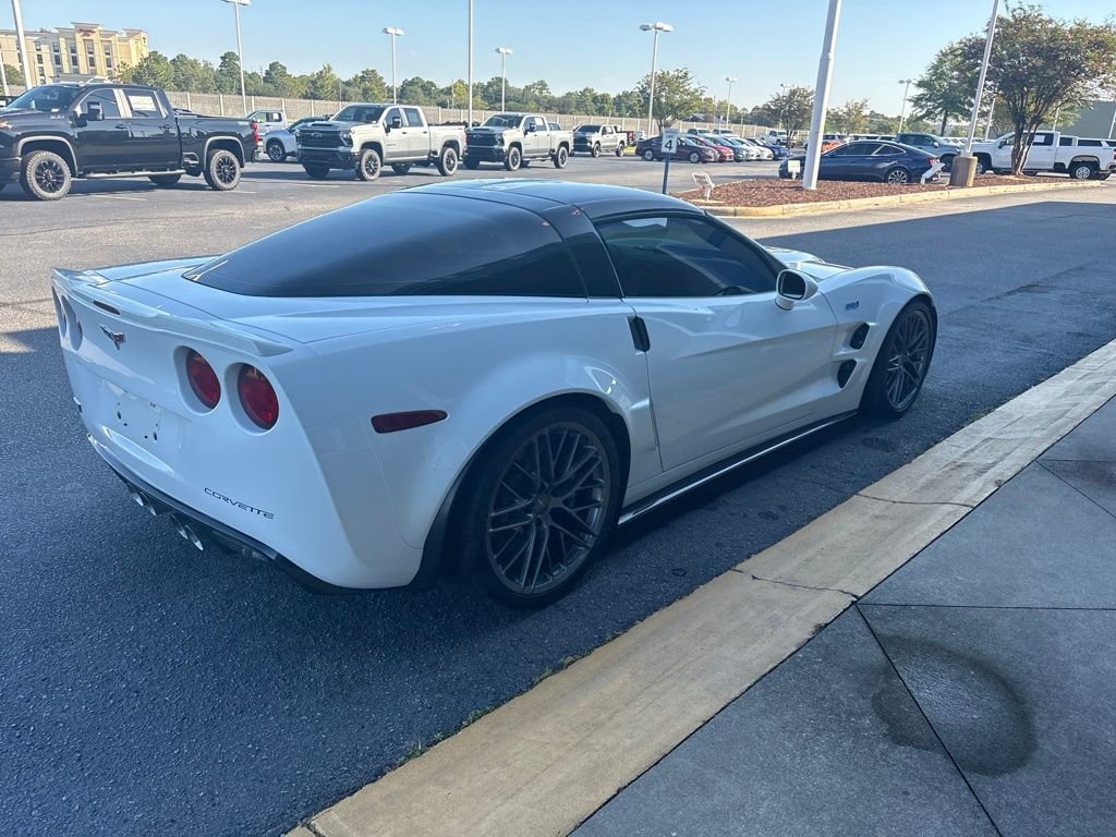 Used 2010 White Chevrolet ZR1 image 3