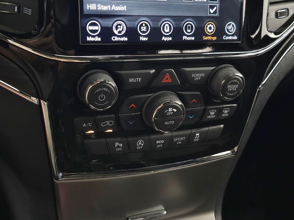 Used 2021 Bright White Clearcoat Jeep Limited image 28