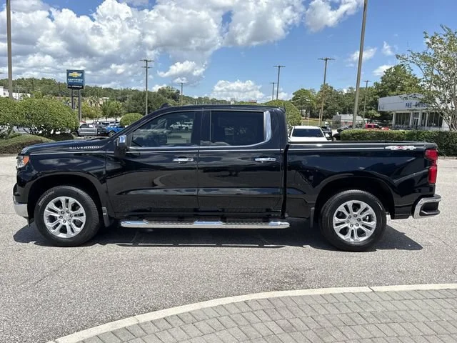 2026 Chevrolet Silverado 1500 LTZ - Photo 6