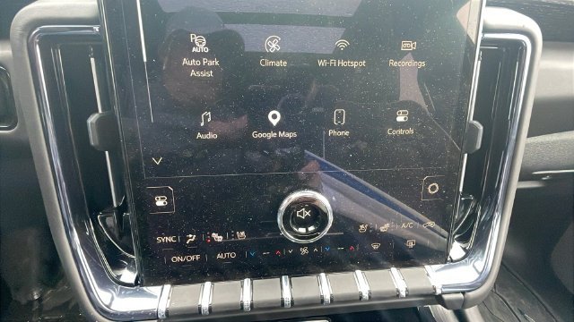2026 GMC Yukon AT4 Ultimate - Photo 23