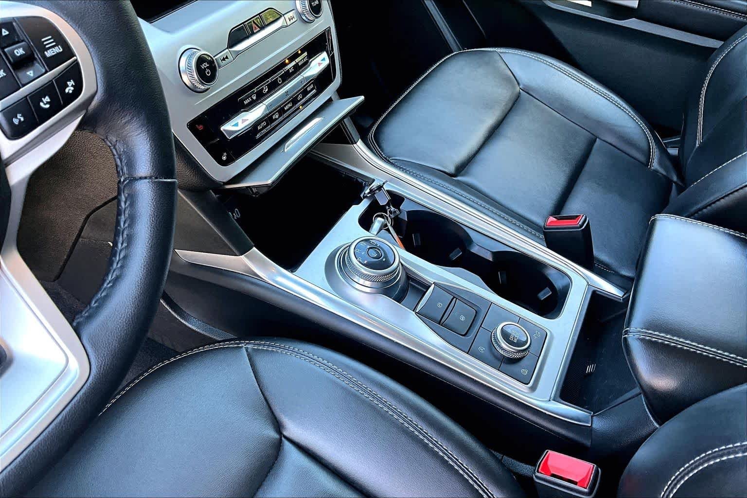 Certified Used 2023 Iconic Silver Metallic Ford XLT image 17