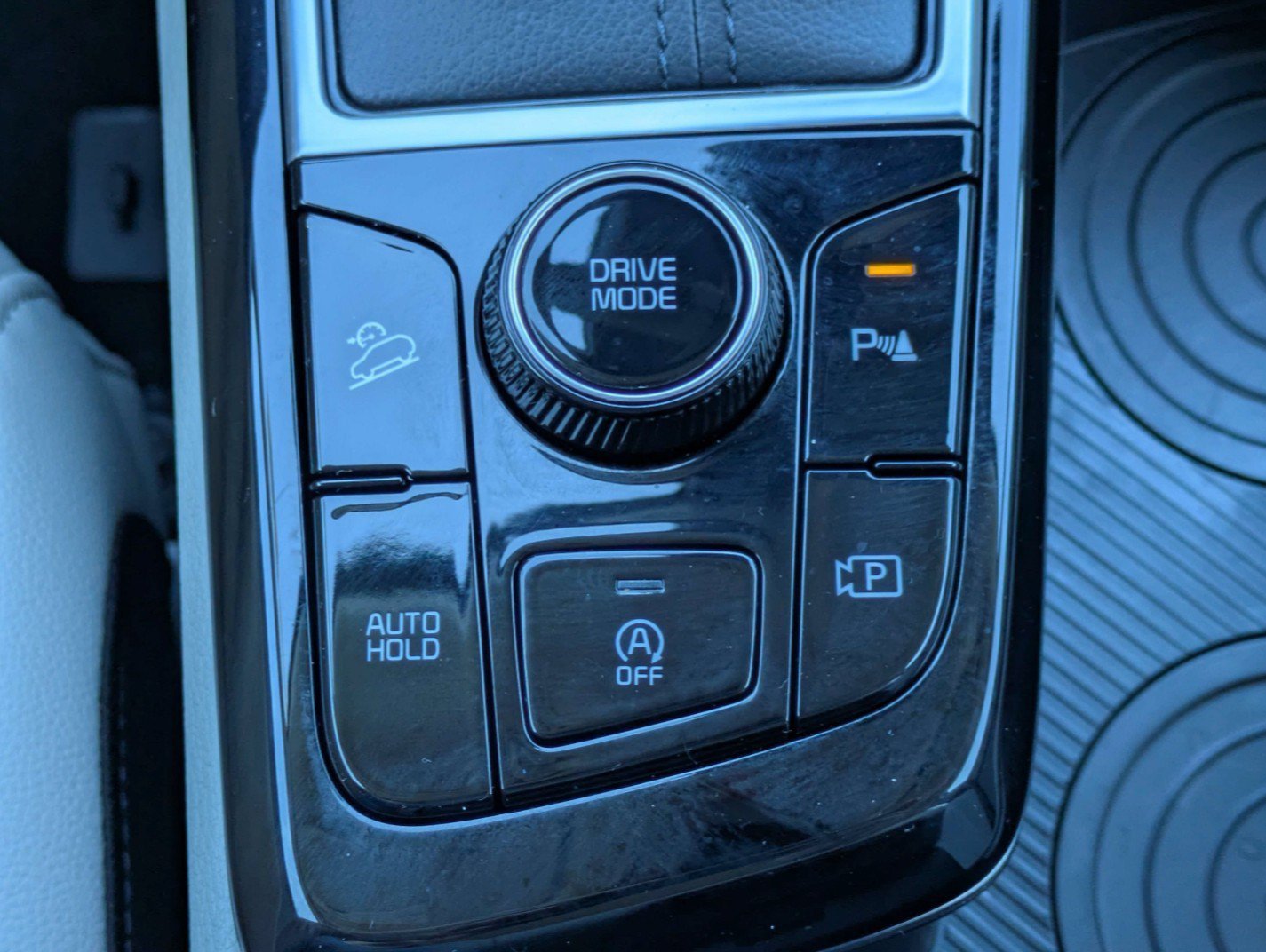 Certified Used 2024 Gravity Gray Kia EX image 22