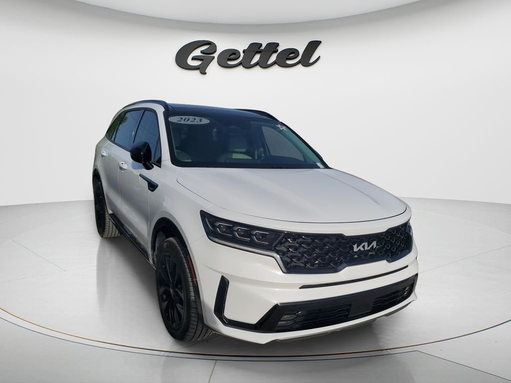 Used 2023 White Kia SX image 3