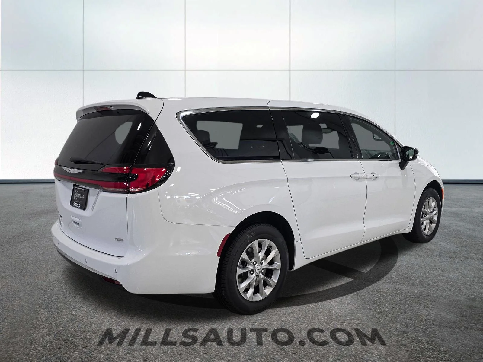 2026 Chrysler Pacifica Select - Photo 8
