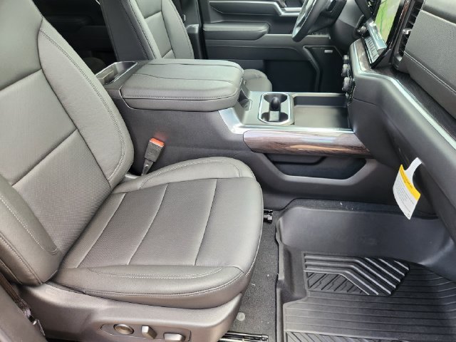 2026 Chevrolet Silverado 2500 HD LTZ - Photo 19