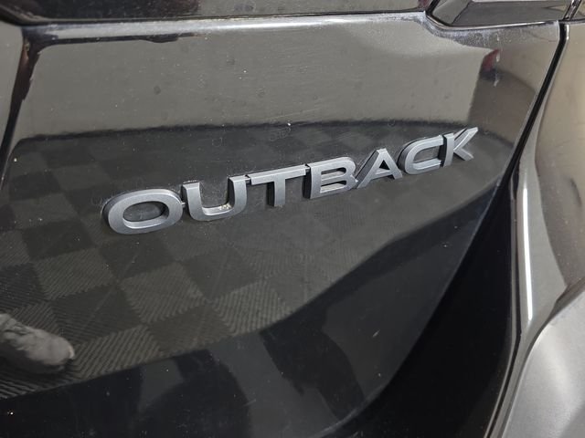 Used 2025 Black Subaru Onyx Edition image 11