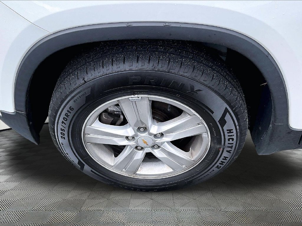 Used 2019 Summit White Chevrolet LT image 7