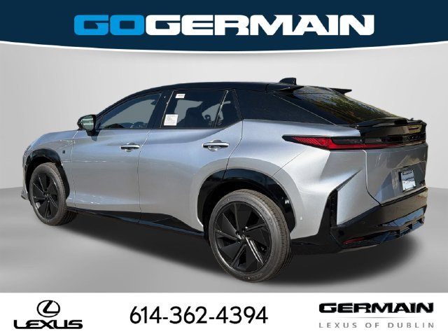 New 2026 Iridium and Black Onyx Lexus  550e F SPORT AWD image 5