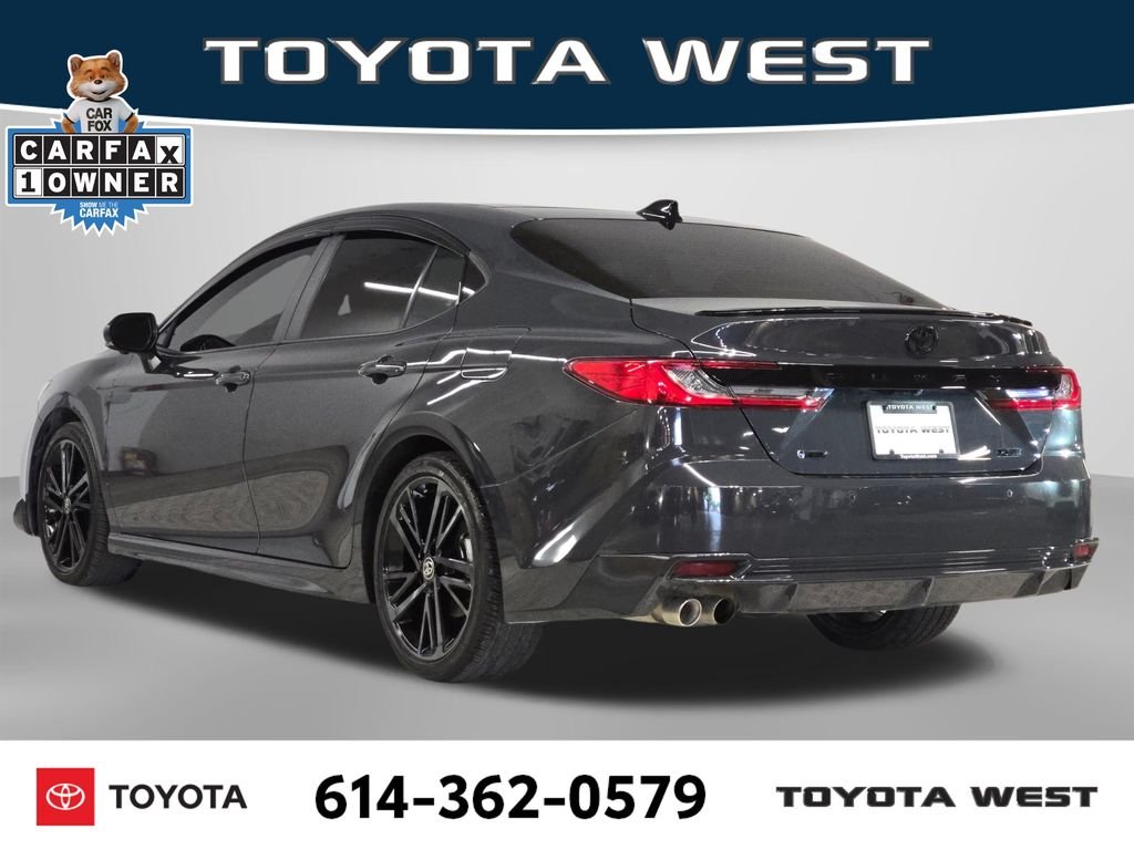 Used 2025  Toyota  image 8