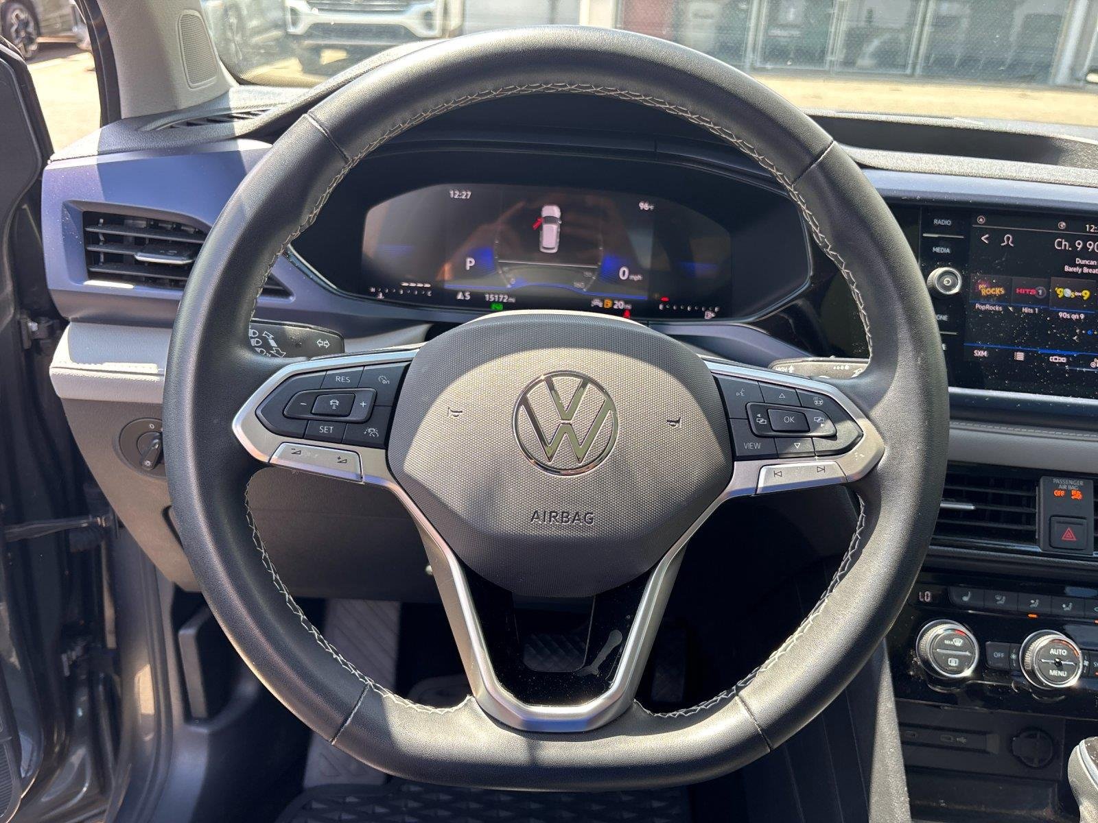 Used 2024 Platinum Gray Metallic Volkswagen SE image 17