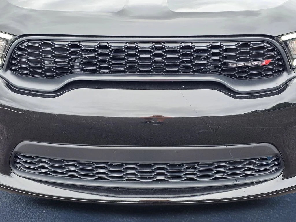 New 2026 Diamond Black Clear-Coat Exterior Paint Dodge GT image 3