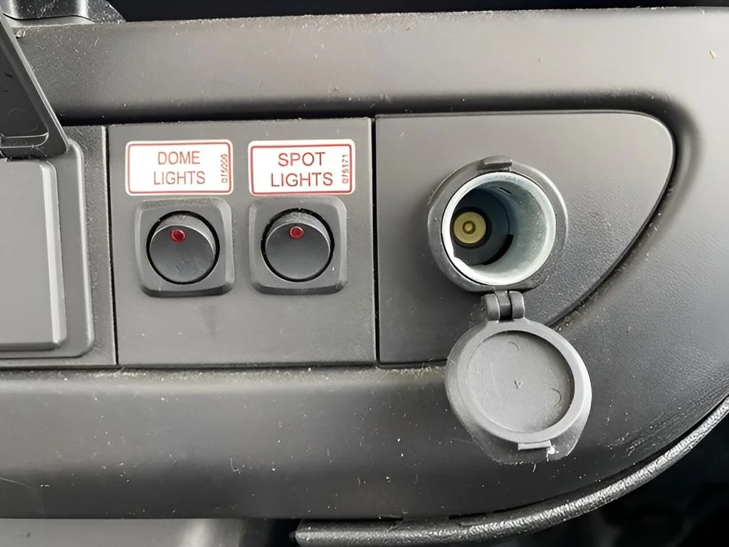 Used 2024 White GMC Work Van image 47