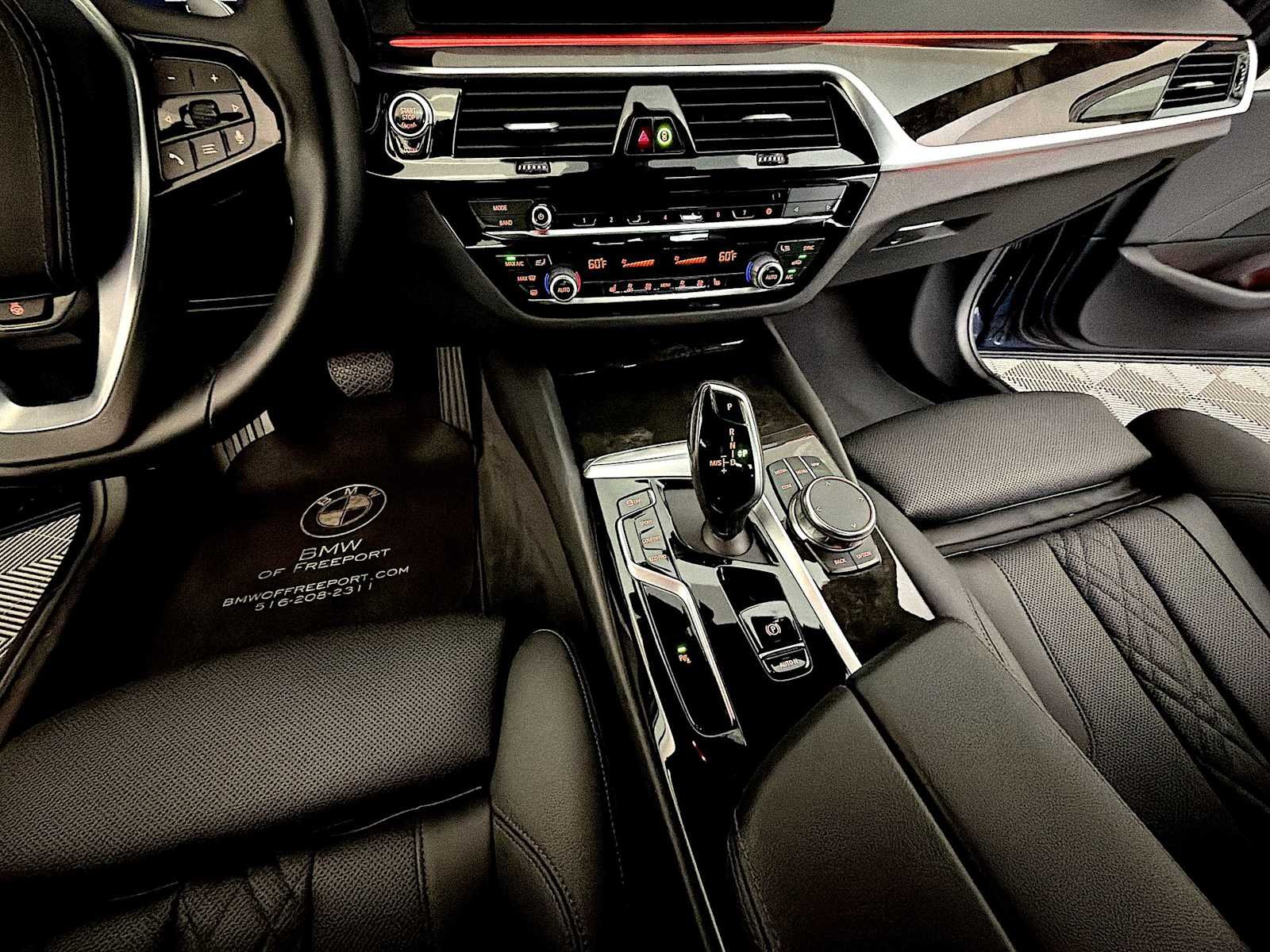 2023 BMW 5 Series 530i - Photo 18