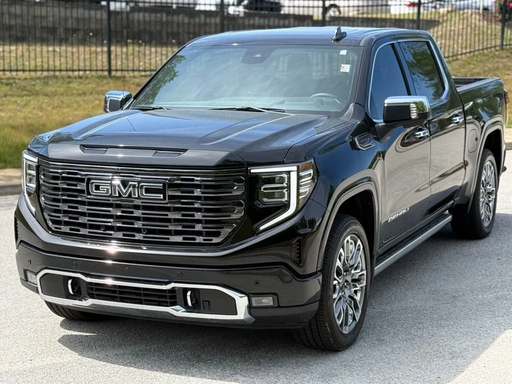 2026 GMC Sierra 1500 Denali Ultimate - Photo 10
