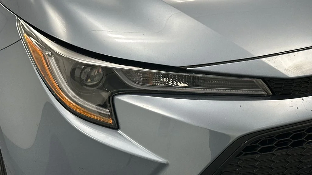 Certified Used 2021  Toyota LE image 18