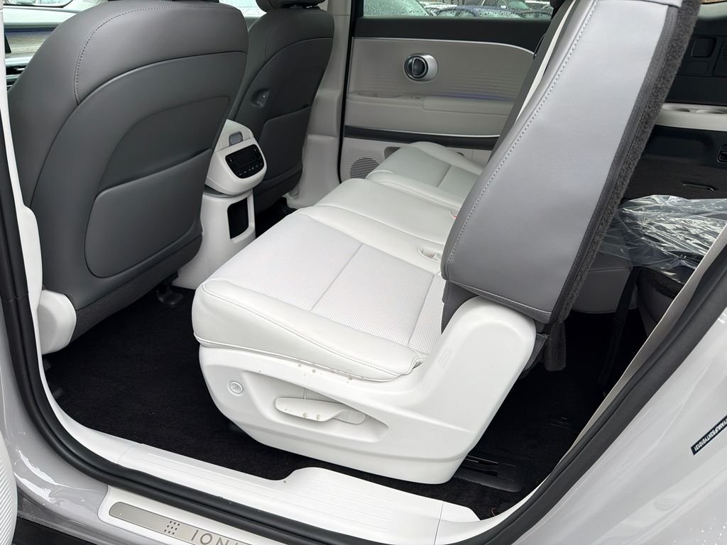 New 2026 Gray Hyundai SEL image 21