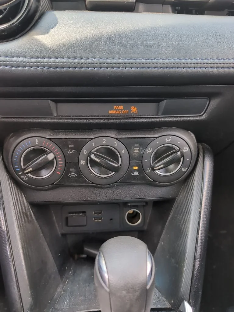 Used 2017 Silver Toyota Base image 11