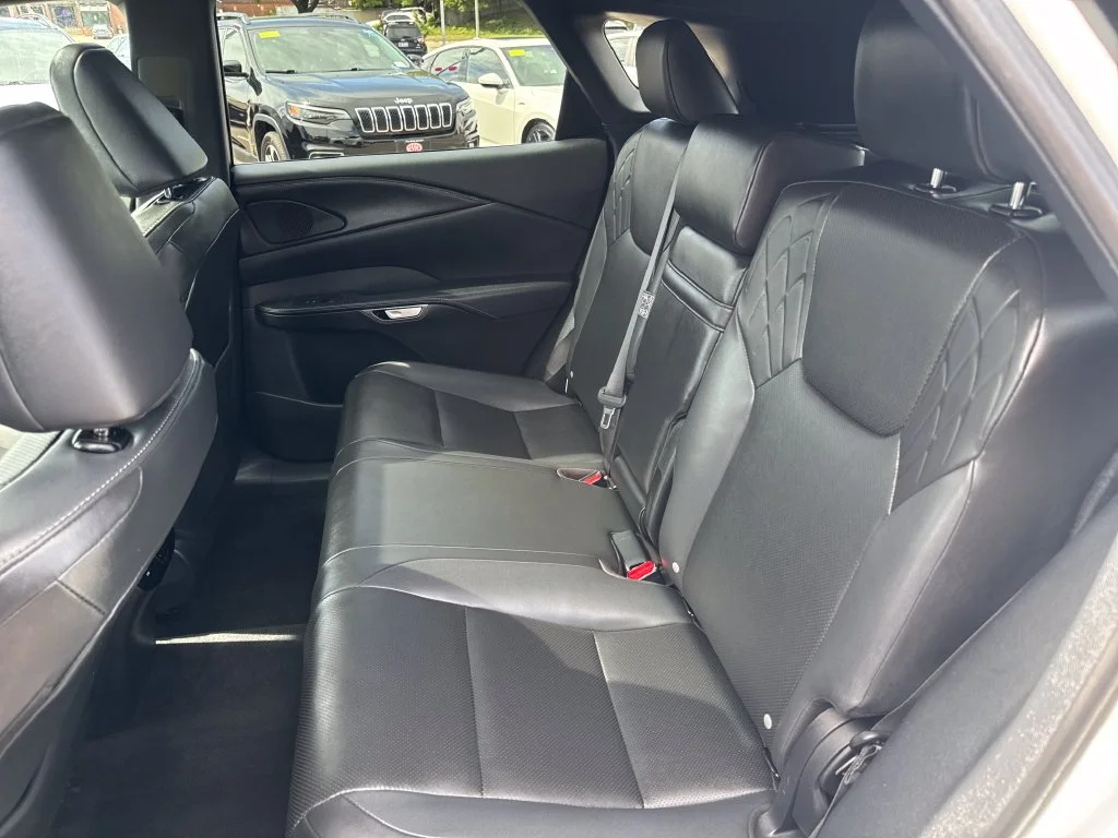 Used 2025 White Lexus 350h F SPORT Design image 33