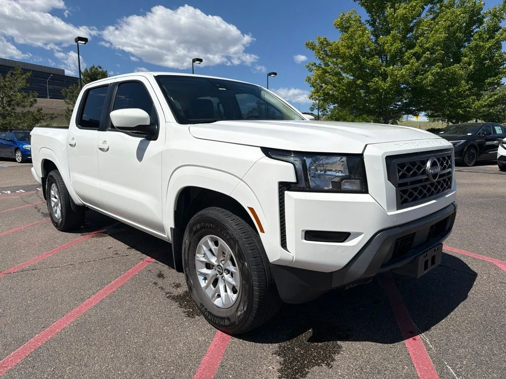 Used 2024 White Nissan SV image 3