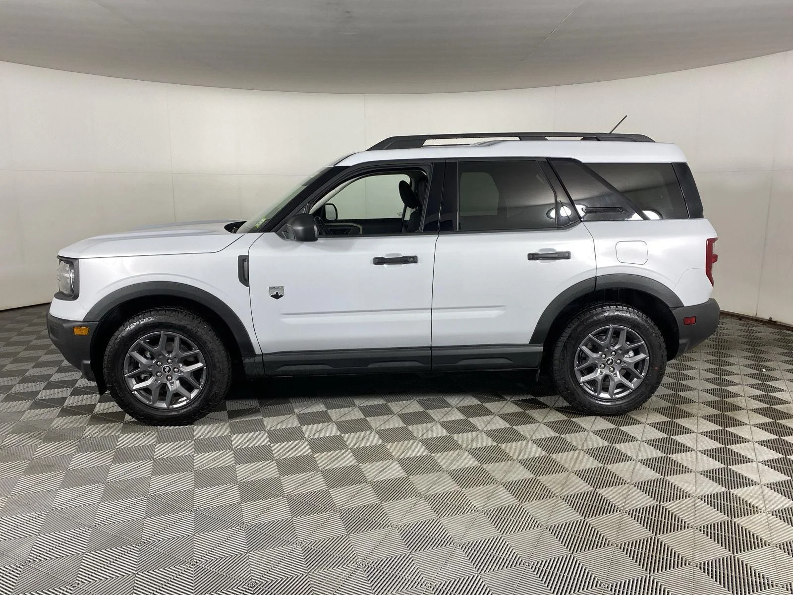 New 2026 Space White Metallic FORD Big Bend® image 4
