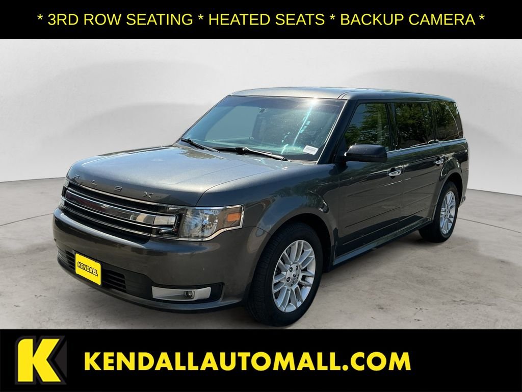 Used 2019 Gray Ford SEL image 1